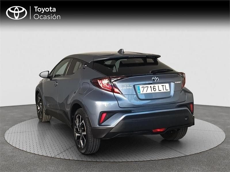 Usado Toyota C-HR Advance 122 CV (89 kW) 2021 Gris SUV