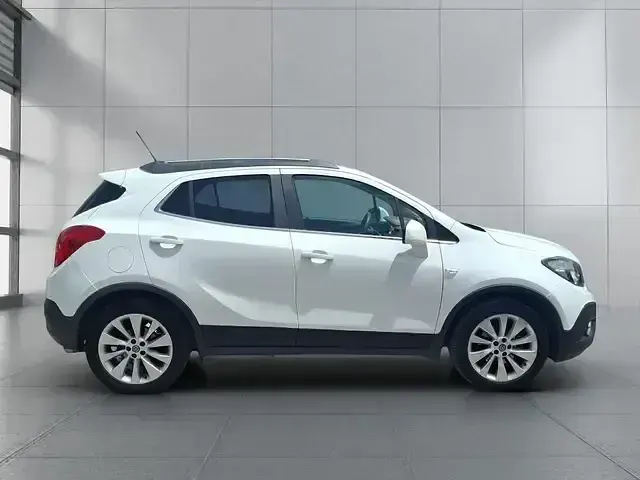 Usado Opel Mokka Selective 136 CV (100 kW) 2016 Blanco SUV