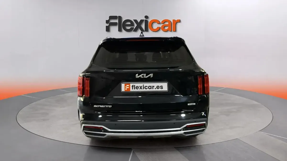 Usado Kia Sorento 265 CV (194 kW) 2023 Negro SUV