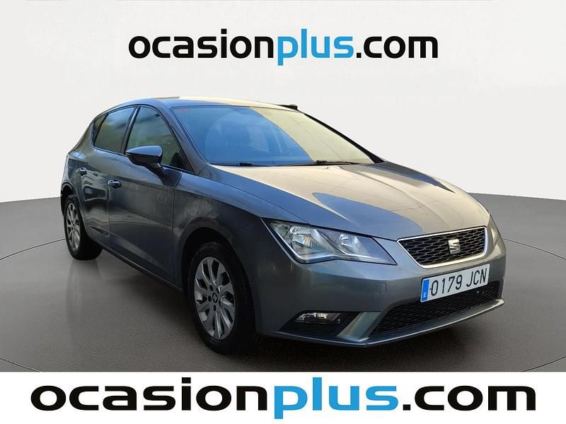 Usado Seat Leon Style 105 CV (77 kW) 2015 Gris Utilitario