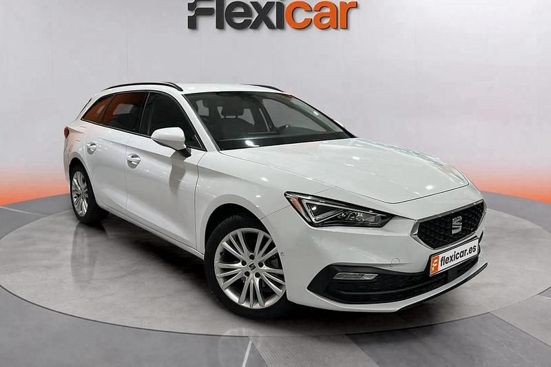 Blanco Usado 2024 Seat Leon Style Familiar | 22.990 € (Buen precio) - Imagen 1/4