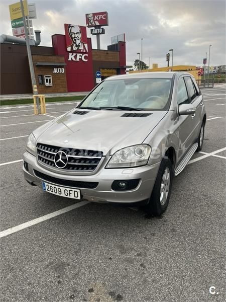 Gris / plata Usado 2008 Mercedes ML280 SUV | 20.000 € - Imagen 1/4