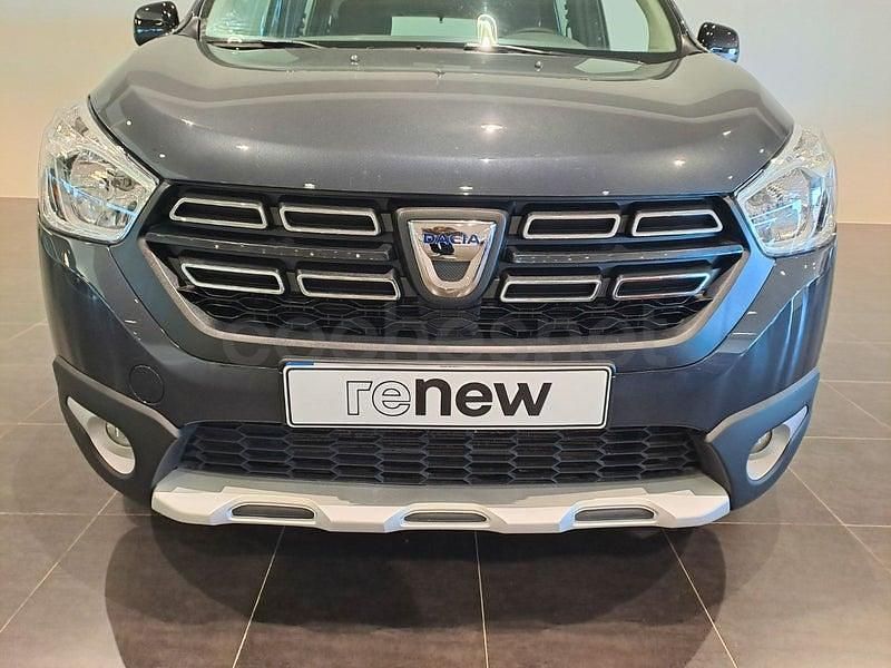 Usado Dacia Lodgy 115 CV (84 kW) 2021 Gris / plata Monovolumen