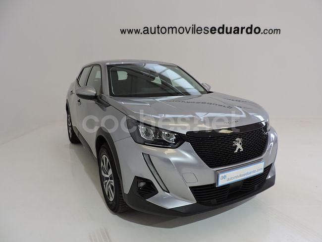 Usado Peugeot 2008 Allure 130 CV (95 kW) 2021 Gris / plata SUV