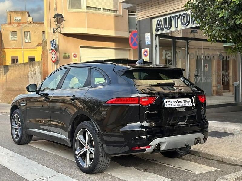 Usado Jaguar F-Pace R-Sport 300 CV (220 kW) 2016 Negro SUV