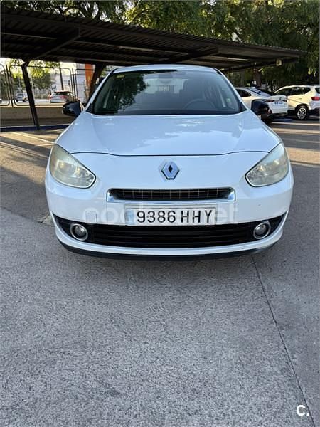 Blanco Usado 2012 Renault Fluence Berlina | 4900 € (Precio justo) - Imagen 1/4