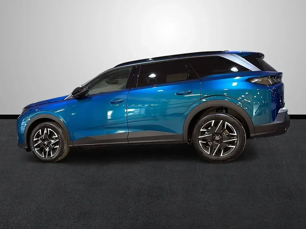 Nuevo Peugeot 5008 Allure 145 CV (106 kW) 2025 Azul claro Monovolumen