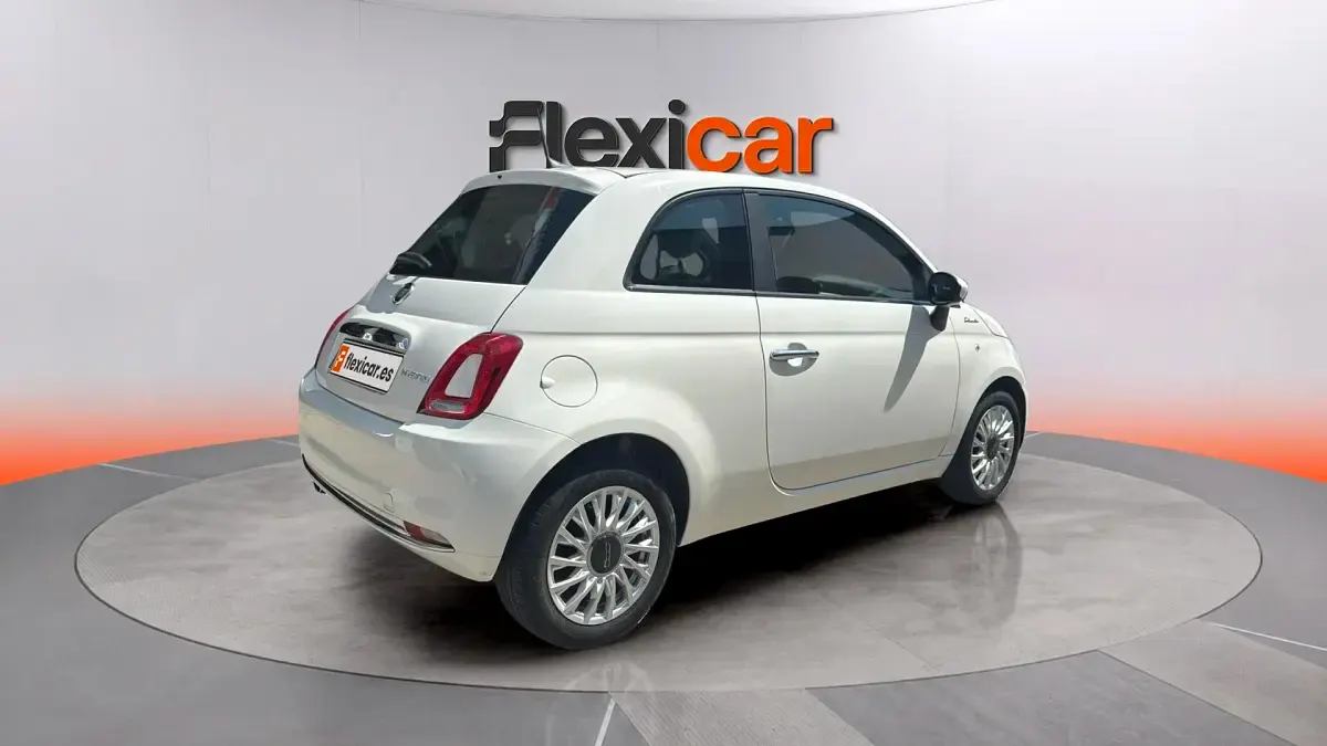 Usado Fiat 500 Dolcevita 71 CV (52 kW) 2022 Blanco Berlina