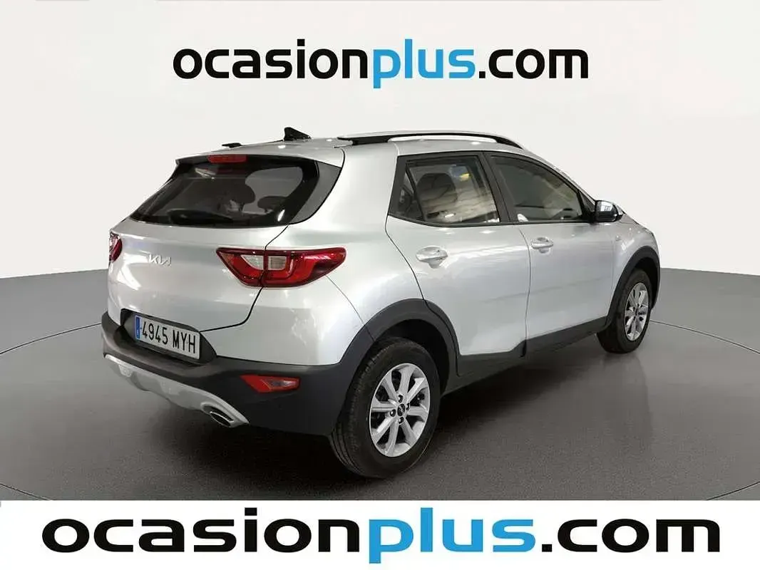 Usado Kia Stonic 79 CV (58 kW) 2025 Gris SUV