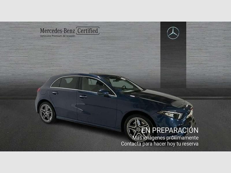 Usado Mercedes A250 218 CV (160 kW) 2021 Azul Berlina
