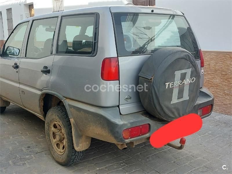 Usado Nissan Terrano SE 100 HP (73 kW) 1995 Cinzento SUV