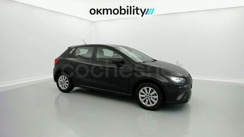 Usado Seat Ibiza Style 95 CV (69 kW) 2023 Negro Utilitario