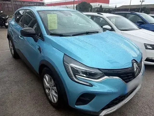 Usado Renault Captur Intens 90 CV (66 kW) 2021 Azul SUV