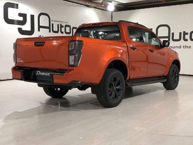 Usado Isuzu D-Max 163 CV (119 kW) 2023 Naranja Recogida
