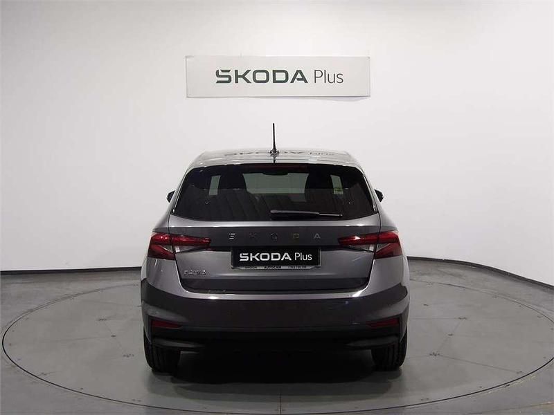 Usado Skoda Fabia Selection 95 CV (69 kW) 2025 Utilitario