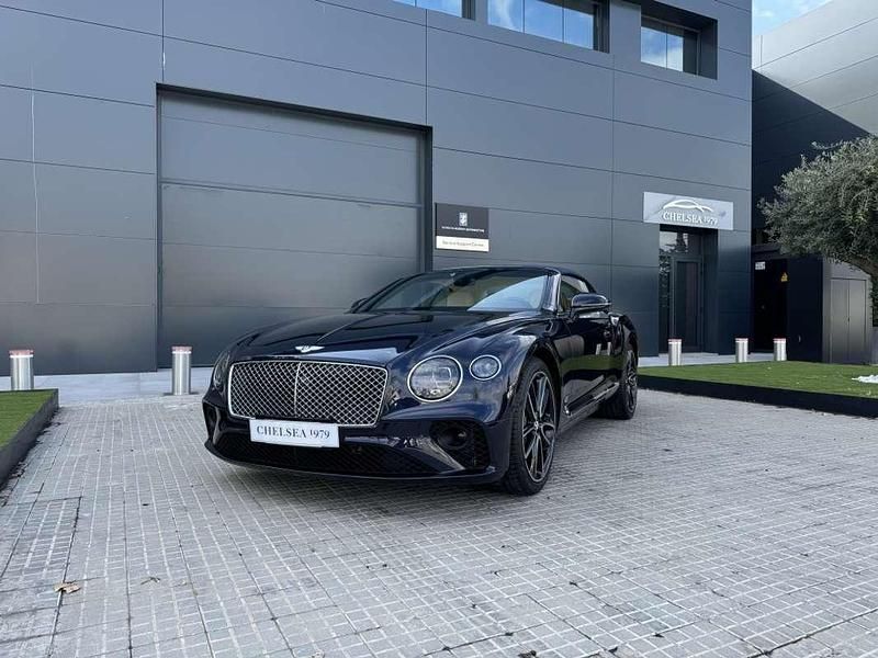 Usado Bentley Continental 635 CV (467 kW) 2019 Azul Descapotable