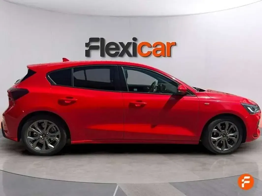 Usado Ford Focus Active 155 CV (114 kW) 2024 Rojo Berlina