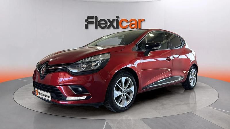 Usado Renault Clio IV Zen 90 CV (66 kW) 2018 Rojo Berlina
