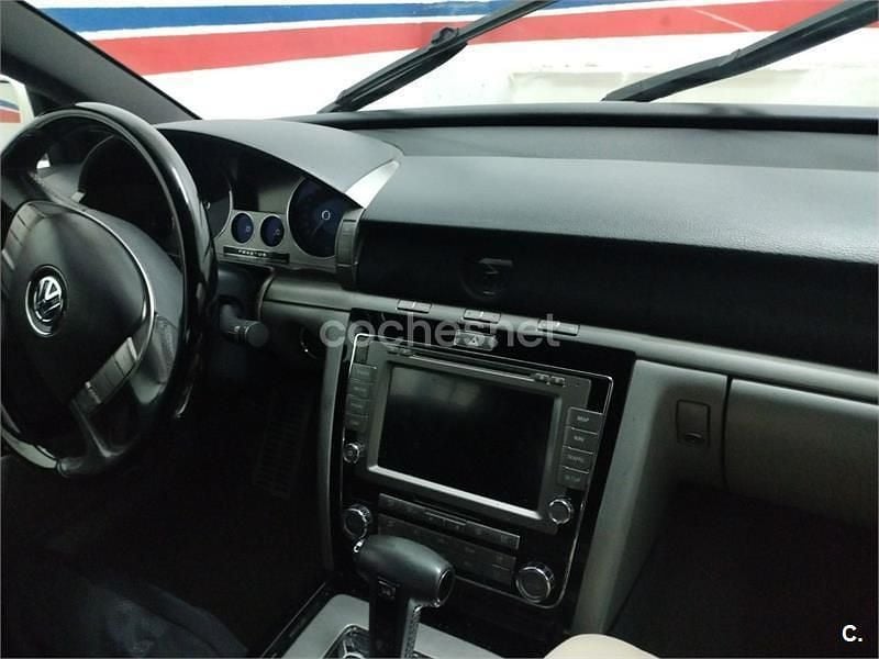 Usado VW Phaeton 240 CV (176 kW) 2011 Blanco Berlina