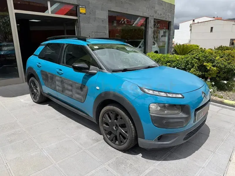 Usado Citroën C4 Feel 82 CV (60 kW) 2017 Azul Berlina