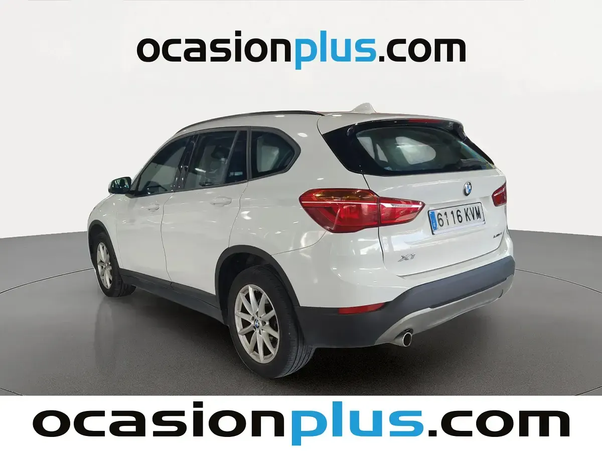 Usado BMW 116 116 CV (85 kW) 2019 Blanco Utilitario