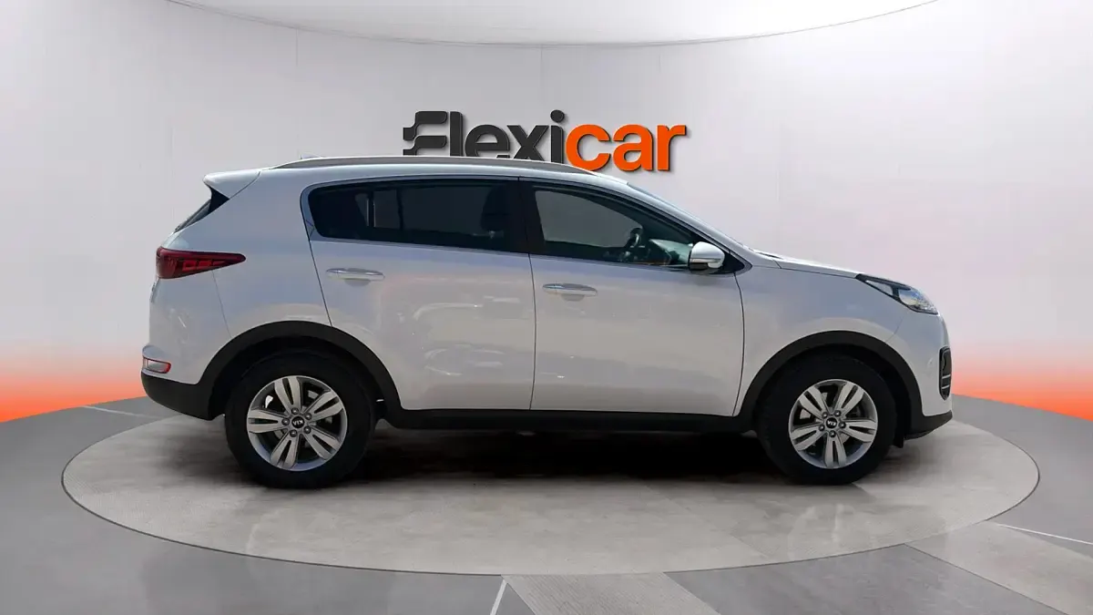 Usado Kia Sportage 116 CV (85 kW) 2017 Blanco SUV