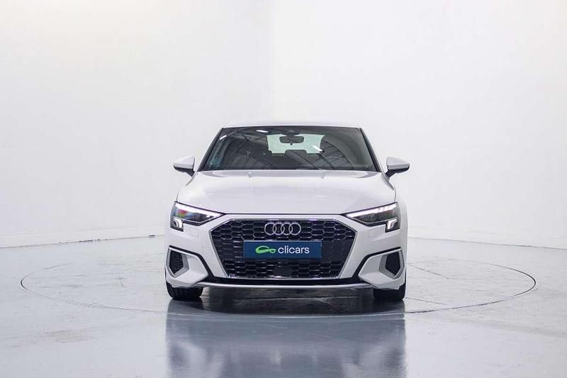 Usado Audi A3 Sportback Advanced 110 CV (80 kW) 2022 Blanco Utilitario