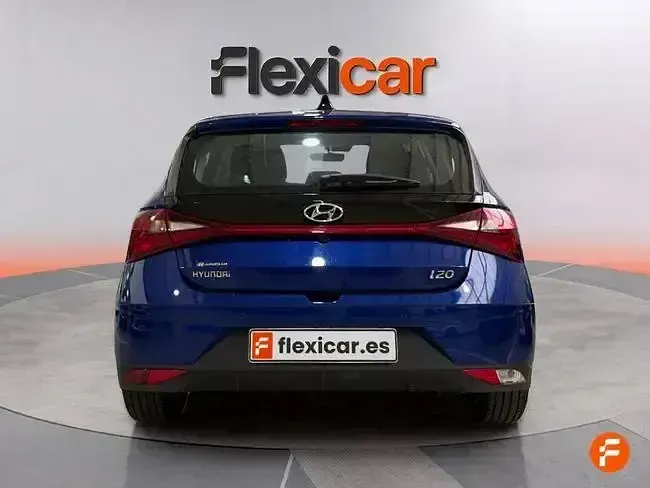 Usado Hyundai i20 100 CV (73 kW) 2022 Azul Utilitario