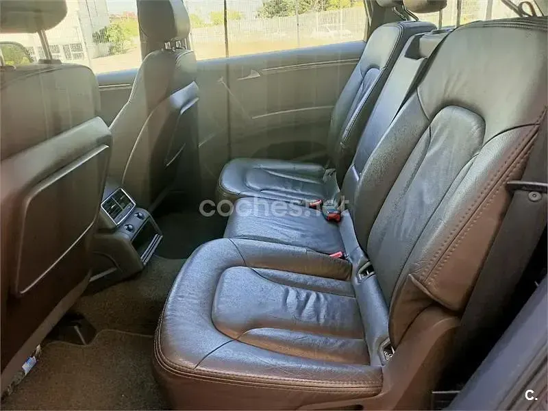 Usado Audi Q7 350 CV (257 kW) 2006 Marrón SUV