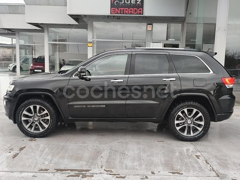 Negro Usado 2018 Jeep Grand Cherokee Overland SUV | 27.499 € (Precio justo) - Imagen 1/4