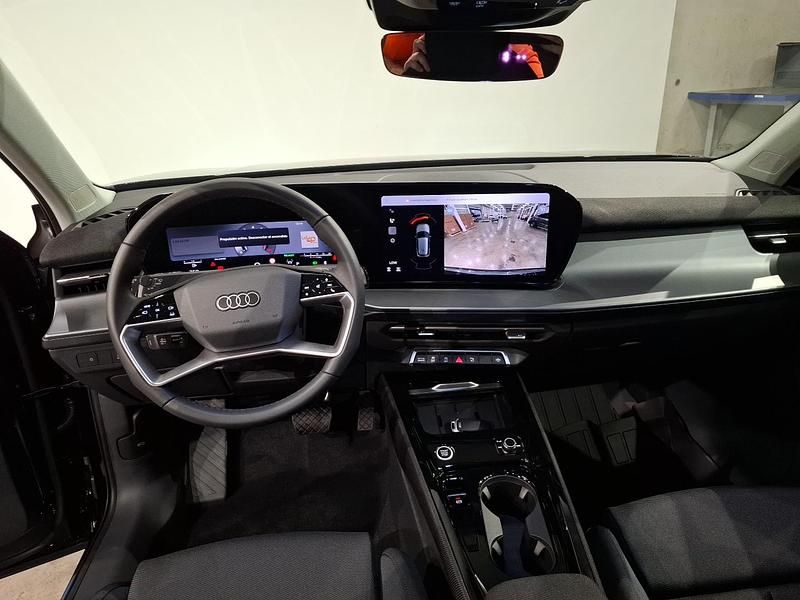 Usado Audi Q3 204 CV (150 kW) 2025 Negro mito metalizado SUV