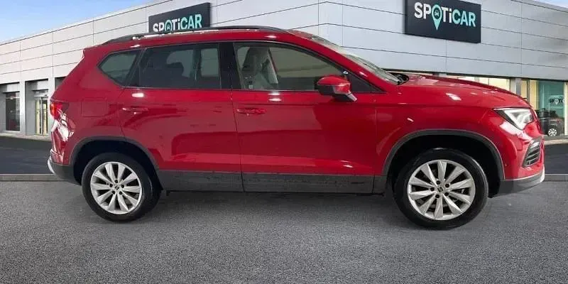 Usado Seat Ateca Style 150 CV (110 kW) 2023 Rojo SUV