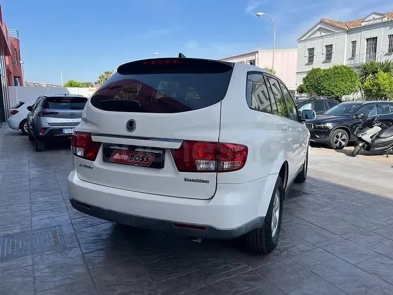 Usado SsangYong Kyron Limited 141 CV (103 kW) 2010 Blanco SUV