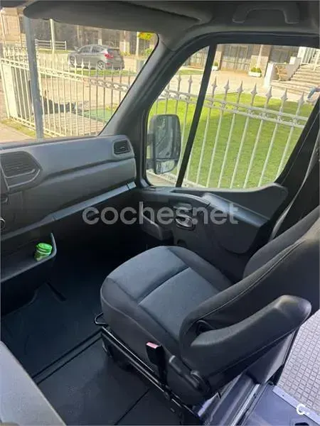 Usado Renault Master 145 CV (106 kW) 2012 Negro Descapotable