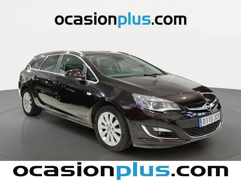 Usado Opel Astra Excellence 136 HP (100 kW) 2015 Castanho Carrinha