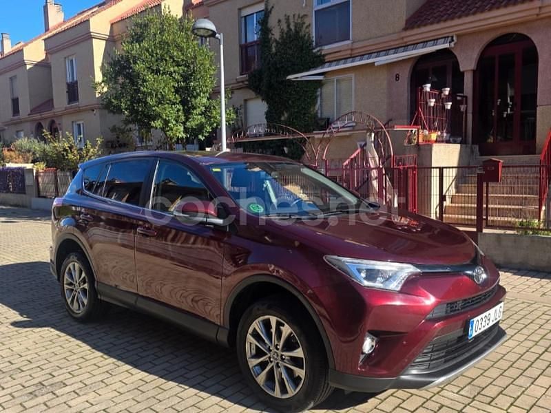 Granate Usado 2016 Toyota RAV4 Executive SUV | 10.900 € (Super precio) - Imagen 1/4