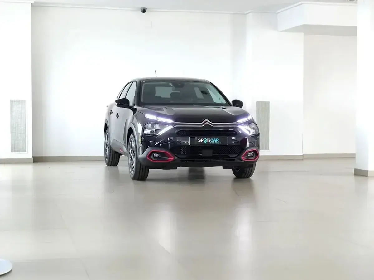Usado Citroën C4 X Feel 131 CV (96 kW) 2023 Negro SUV