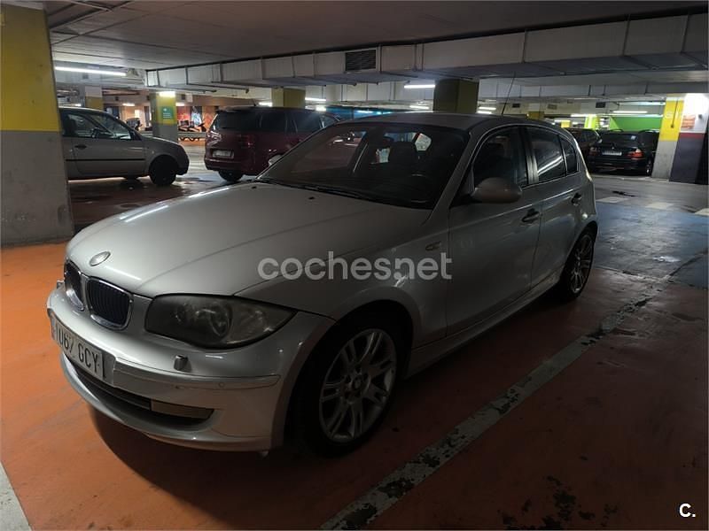 Usado BMW 118 122 CV (89 kW) 2008 Gris / plata Utilitario