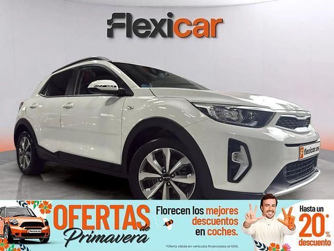 Usado Kia Stonic 100 CV (73 kW) 2022 Blanco SUV