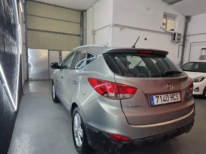 Usado Hyundai ix35 Classic 116 CV (85 kW) 2011 Gris / plata SUV