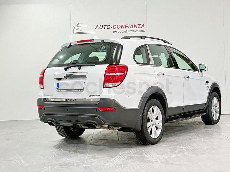 Usado Chevrolet Captiva LT 184 CV (135 kW) 2014 Blanco SUV