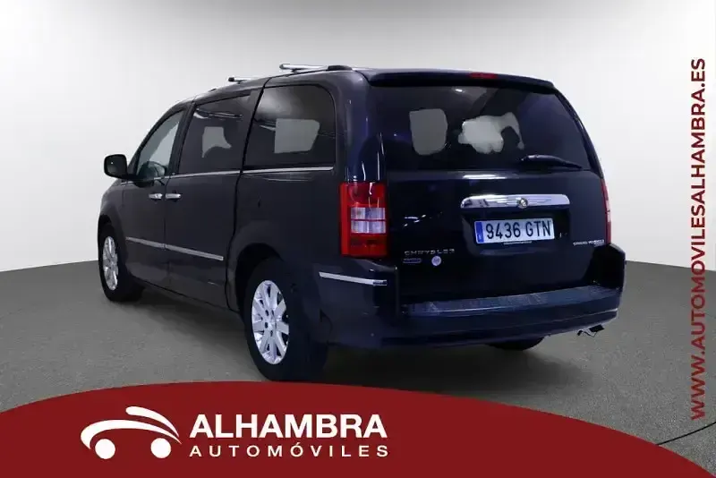 Usado Chrysler Grand Voyager Limited 163 CV (119 kW) 2010 Marrón Monovolumen