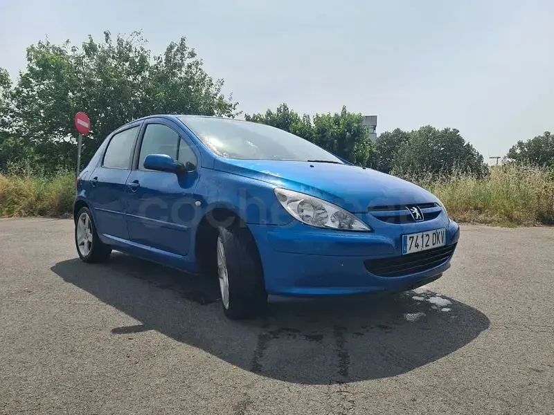 Usado Peugeot 307 136 CV (100 kW) 2005 Azul Berlina