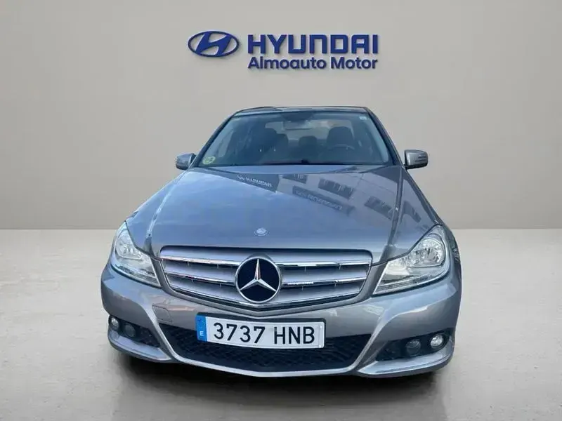 Usado Mercedes C200 136 CV (100 kW) 2012 Gris / plata Familiar