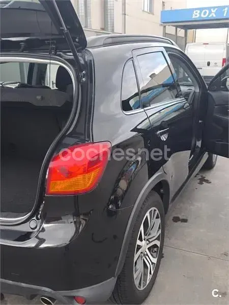 Usado Mitsubishi ASX 117 CV (86 kW) 2016 Negro SUV