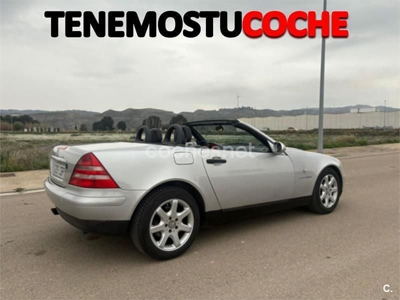Usado Mercedes SLK230 193 CV (141 kW) 2000 Gris / plata Descapotable