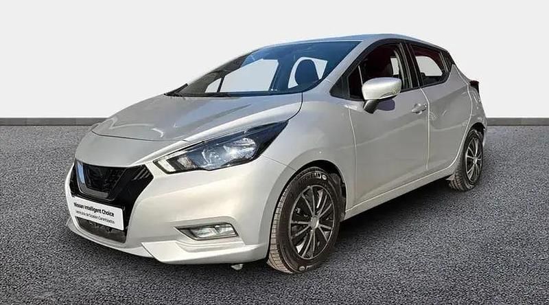 Usado Nissan Micra Acenta 92 CV (67 kW) 2023 Platinum silver (metalizado) SUV