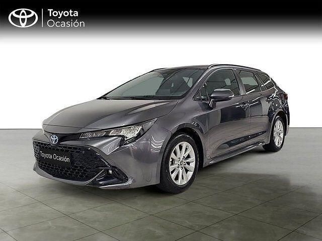 Usado Toyota Corolla Active 140 CV (102 kW) 2025 Gris / plata Familiar