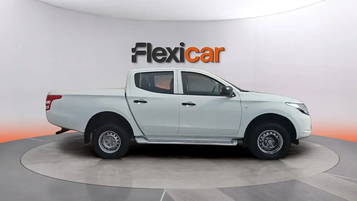 Usado Mitsubishi L200 154 CV (113 kW) 2019 Blanco Pickup/Camioneta