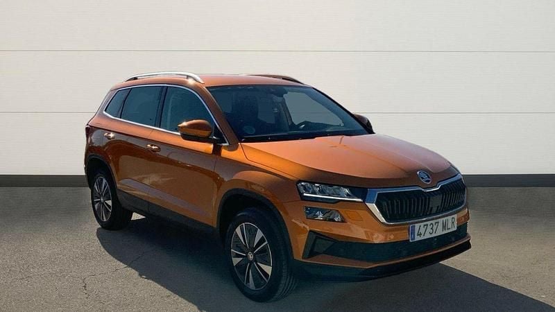 Naranja Usado 2023 Skoda Karoq Ambition SUV | 25.500 € (Precio justo) - Imagen 1/4